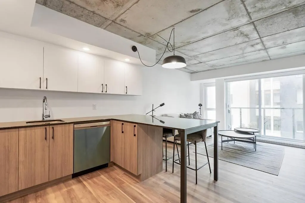 Initial / Reflexion / Centre-Ville De Quebec Apartment Canada